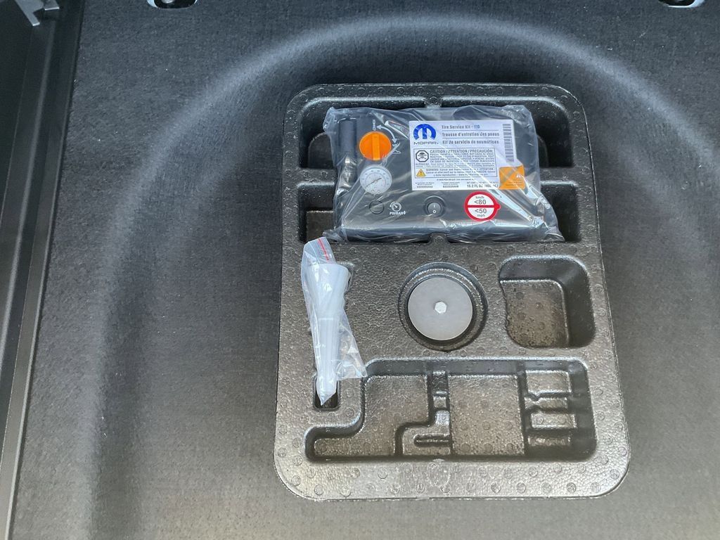 New Car 2025 Jeep Compass  Latitude For Sale Under $30,000 In Pleasanton, Texas