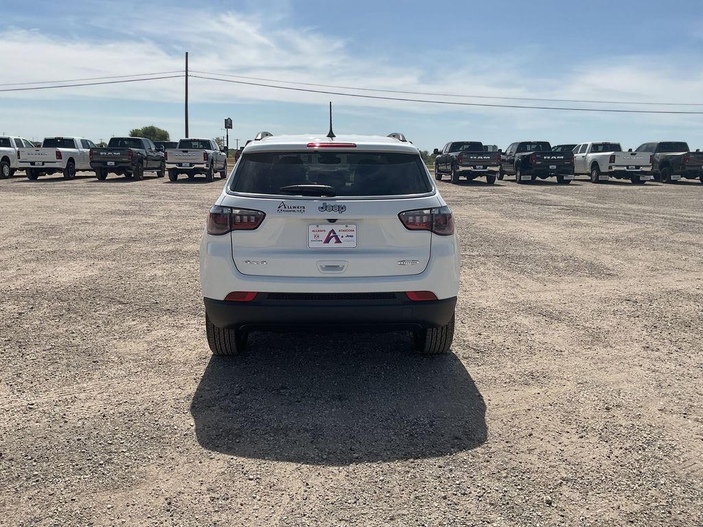 New Car 2025 Jeep Compass  Latitude For Sale Under $30,000 In Pleasanton, Texas