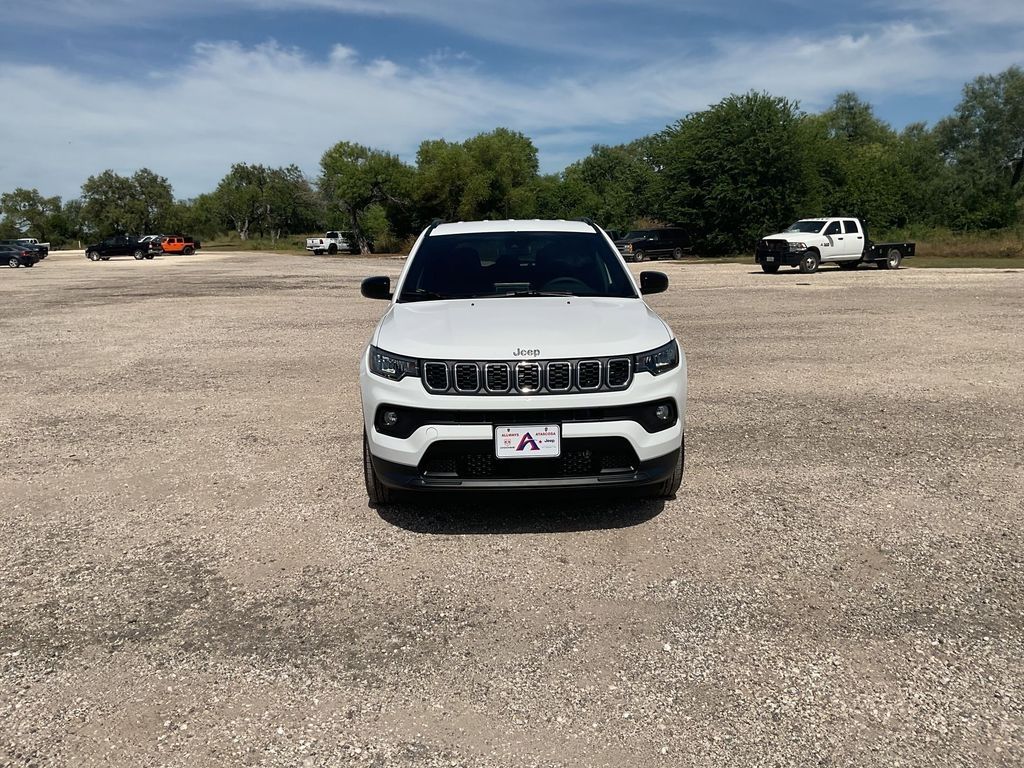 New Car 2025 Jeep Compass  Latitude For Sale Under $30,000 In Pleasanton, Texas