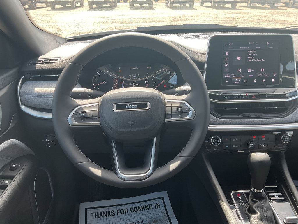 New Car 2025 Jeep Compass  Latitude For Sale Under $30,000 In Pleasanton, Texas