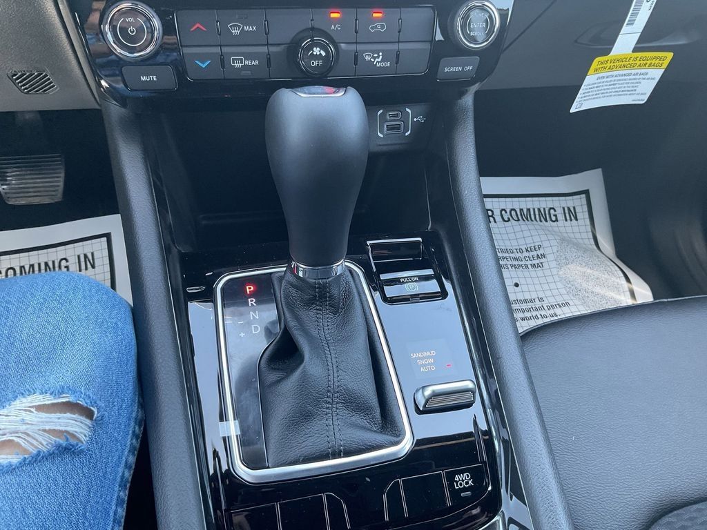 New Car 2025 Jeep Compass  Latitude For Sale Under $30,000 In Pleasanton, Texas