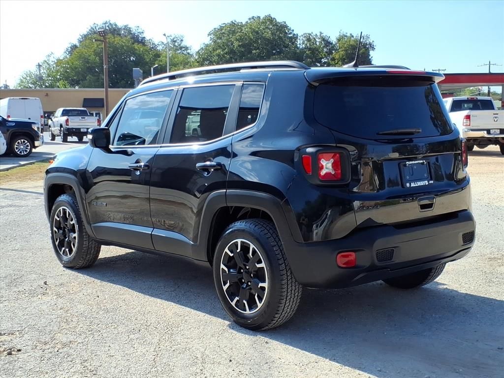 Used Car 2023 Jeep Renegade  Upland For Sale Under $25,000 In Pleasanton, Texas