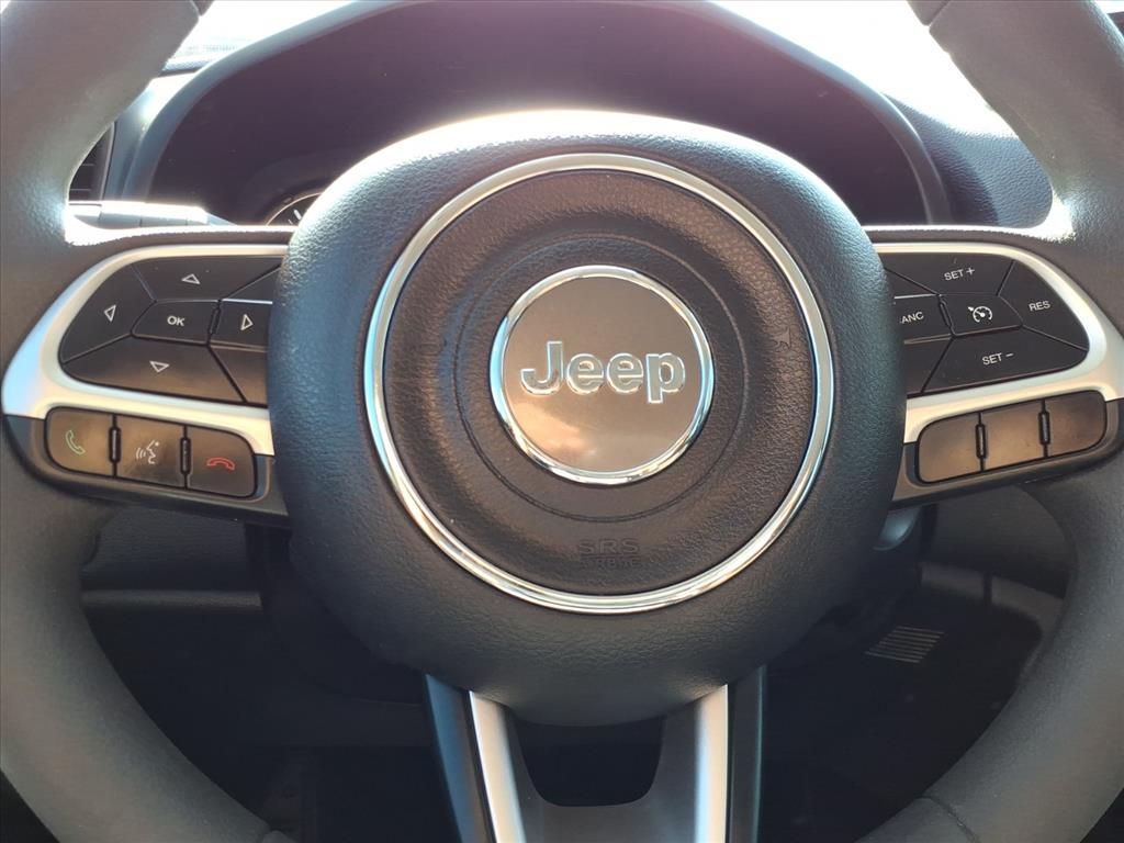 Used Car 2023 Jeep Renegade  Upland For Sale Under $25,000 In Pleasanton, Texas