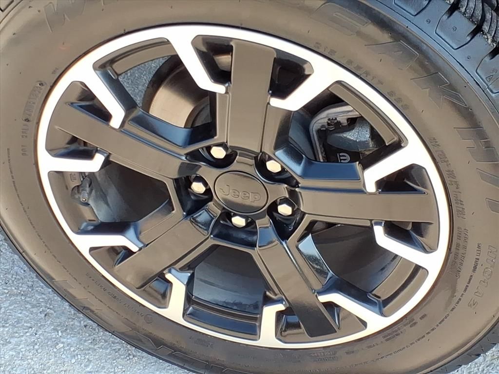 Used Car 2023 Jeep Renegade  Upland For Sale Under $25,000 In Pleasanton, Texas