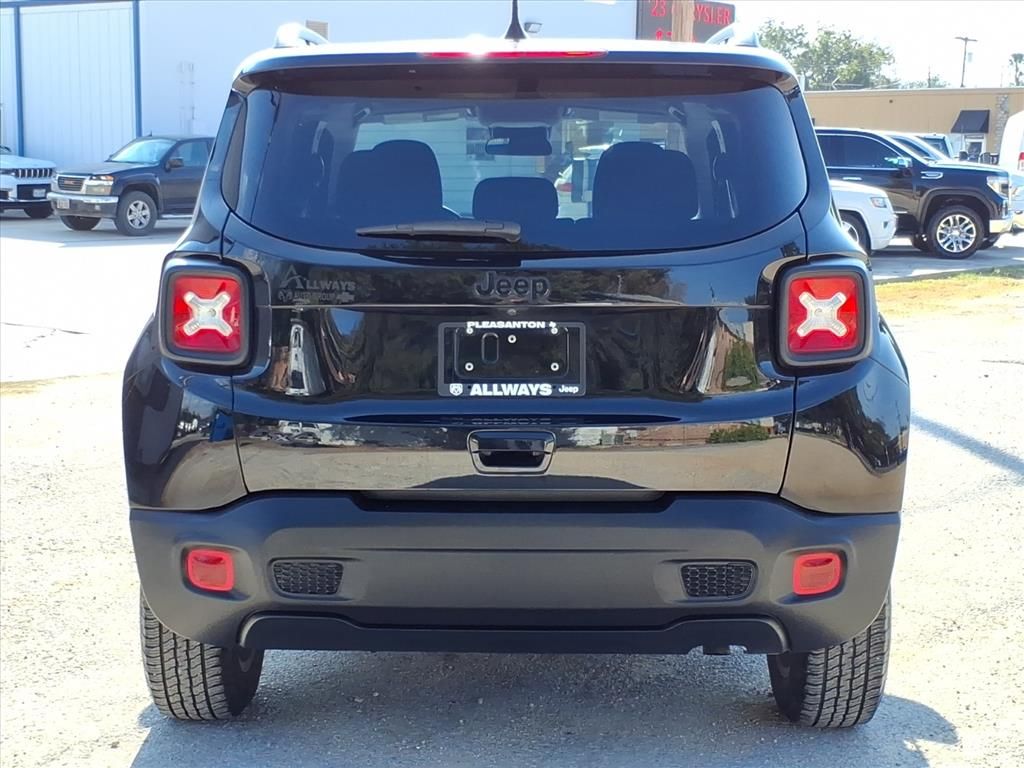 Used Car 2023 Jeep Renegade  Upland For Sale Under $25,000 In Pleasanton, Texas