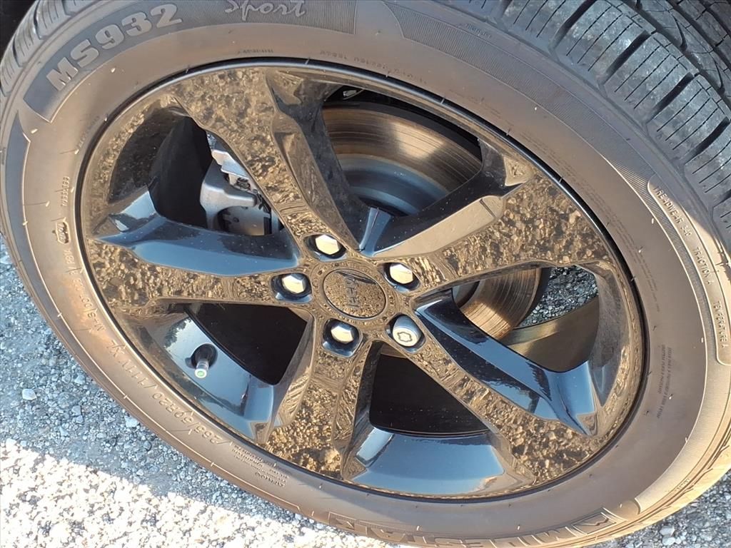 Used Car 2022 Jeep Grand Cherokee  Altitude For Sale Under $30,000 In Pleasanton, Texas