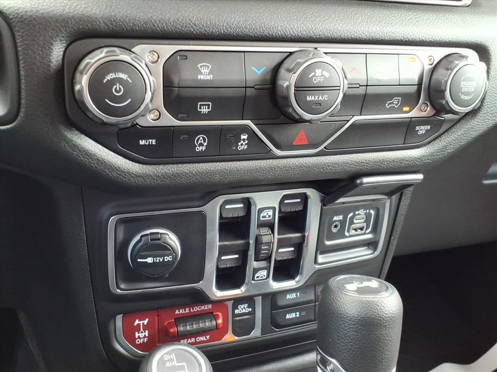 New Car 2025 Jeep Wrangler  Willys For Sale Under $60,000 In Pleasanton, Texas