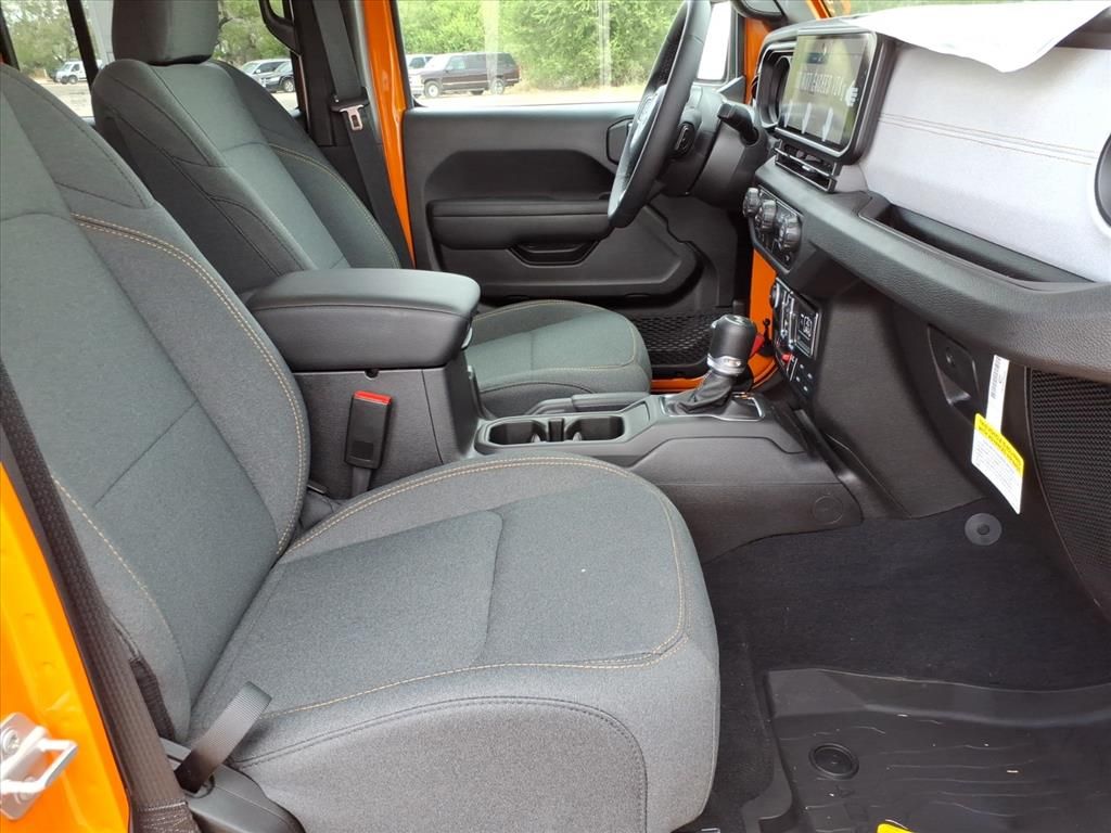 New Car 2025 Jeep Wrangler  Willys For Sale Under $60,000 In Pleasanton, Texas