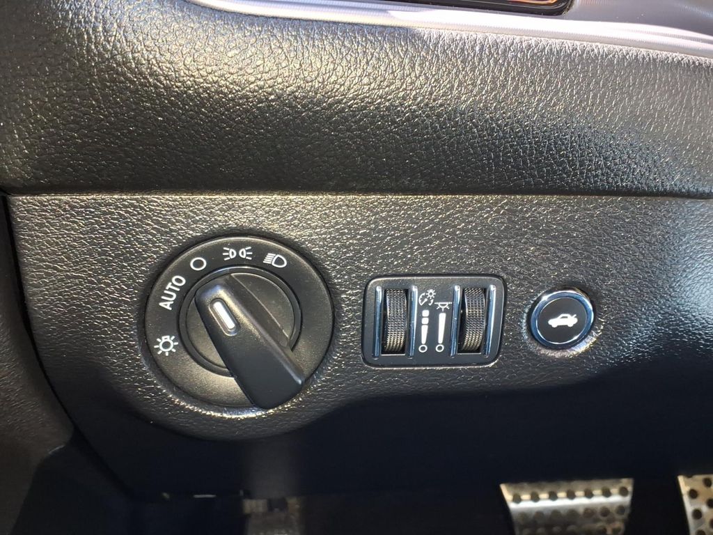 Used Car 2023 Dodge Challenger  R/t For Sale Under $35,000 In Pleasanton, Texas