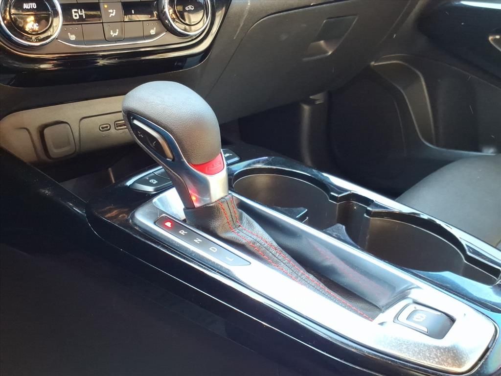 Used Car 2025 Chevrolet Trax  2rs For Sale Under $30,000 In Pleasanton, Texas