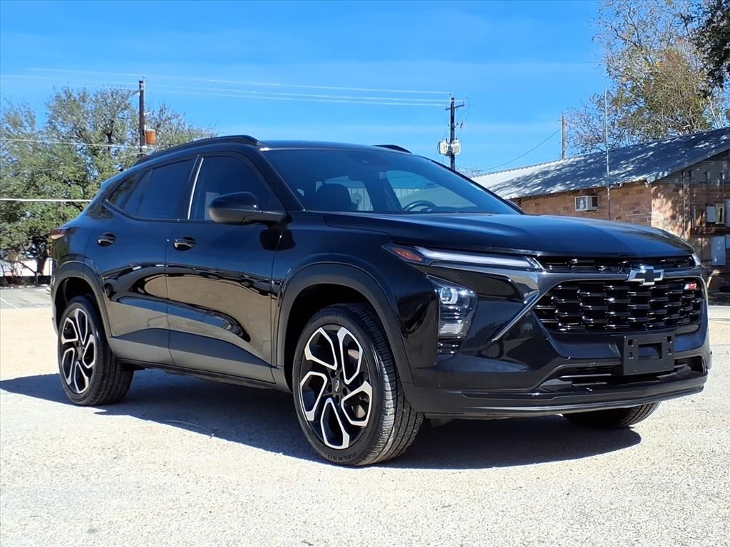 Used Car 2025 Chevrolet Trax  2rs For Sale Under $30,000 In Pleasanton, Texas