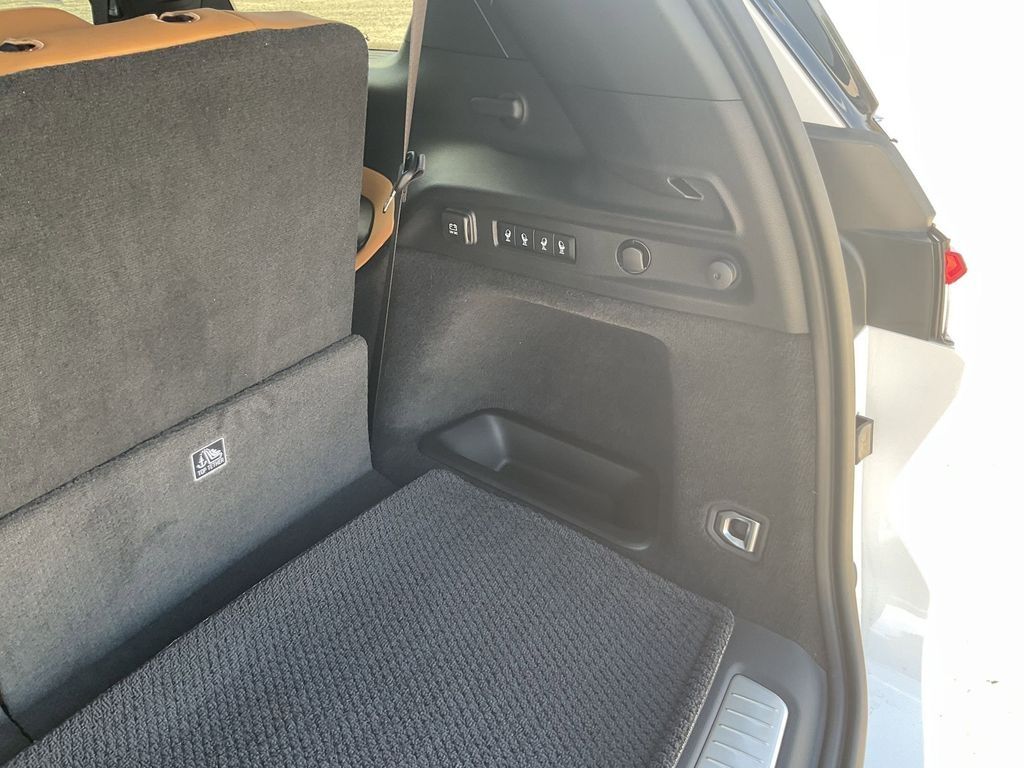 New Car 2025 Jeep Grand Cherokee L  Summit For Sale Under $70,000 In Pleasanton, Texas