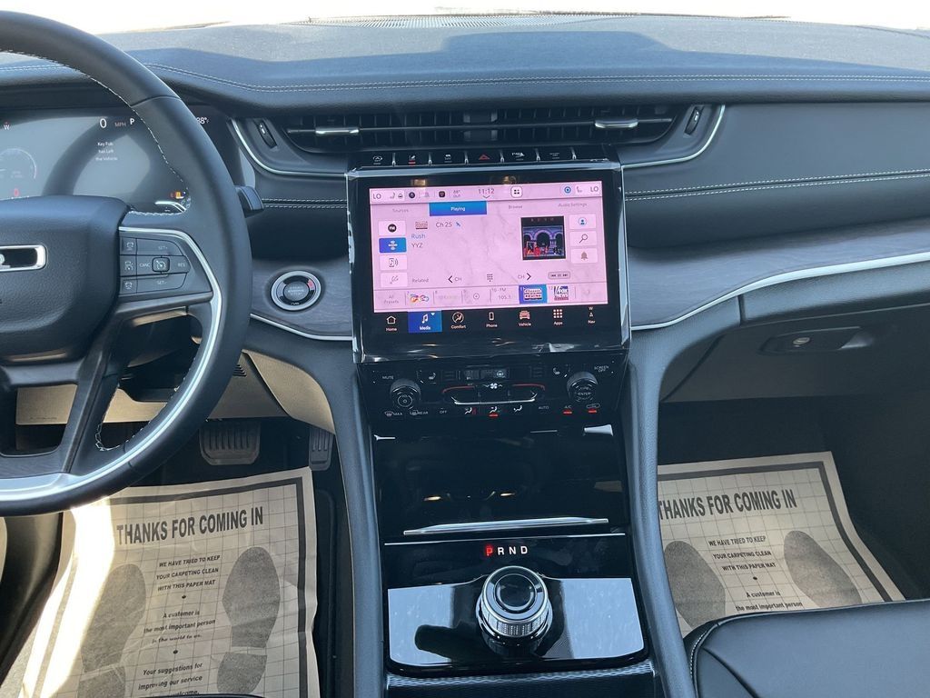 New Car 2025 Jeep Grand Cherokee L  Limited For Sale Under $50,000 In Pleasanton, Texas