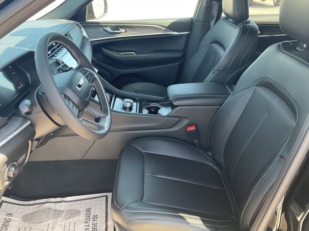 New Car 2025 Jeep Grand Cherokee L  Limited For Sale Under $50,000 In Pleasanton, Texas