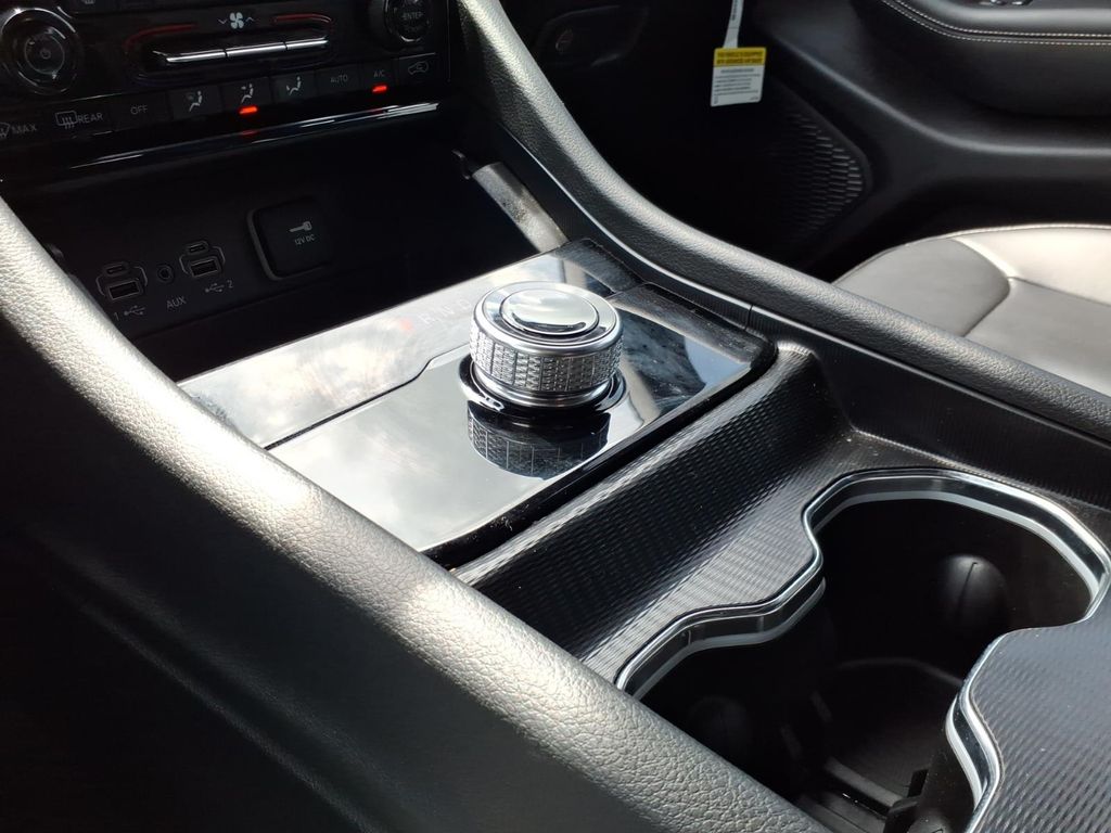Used Car 2025 Jeep Grand Cherokee L  Limited For Sale Under $50,000 In Pleasanton, Texas
