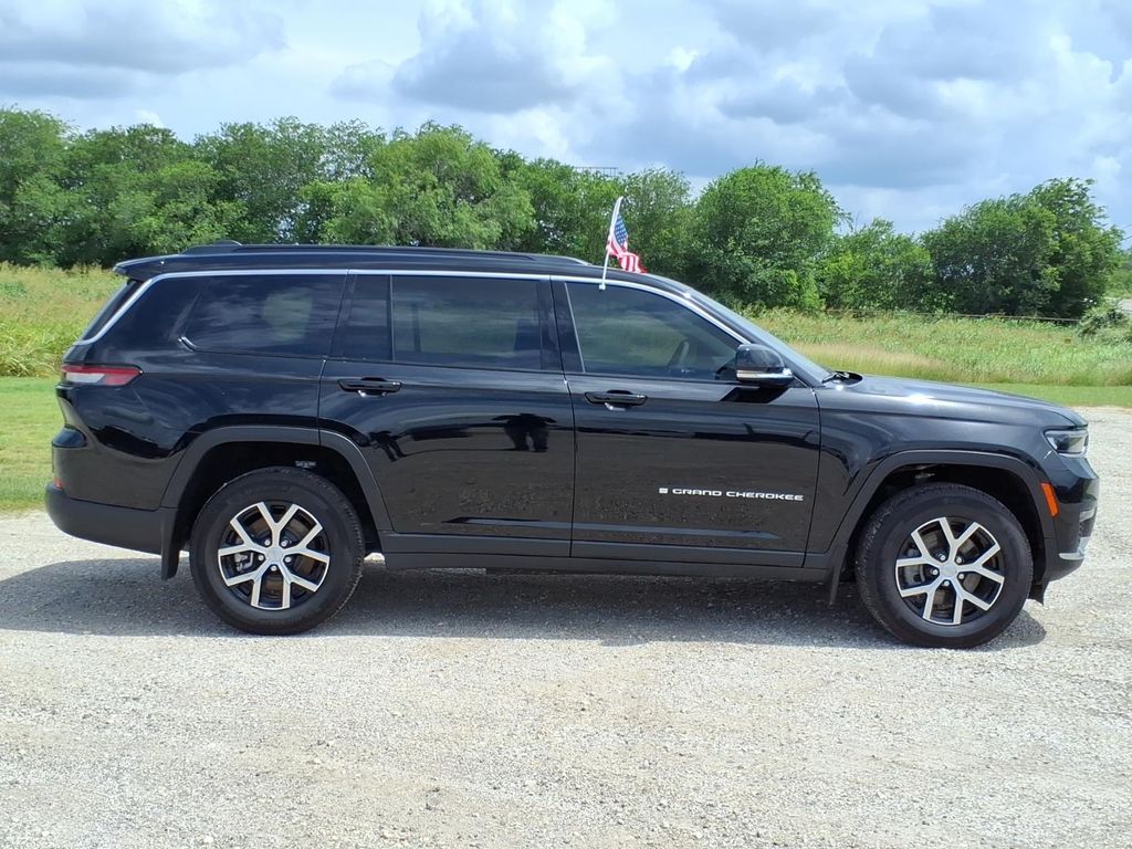 Used Car 2025 Jeep Grand Cherokee L  Limited For Sale Under $50,000 In Pleasanton, Texas