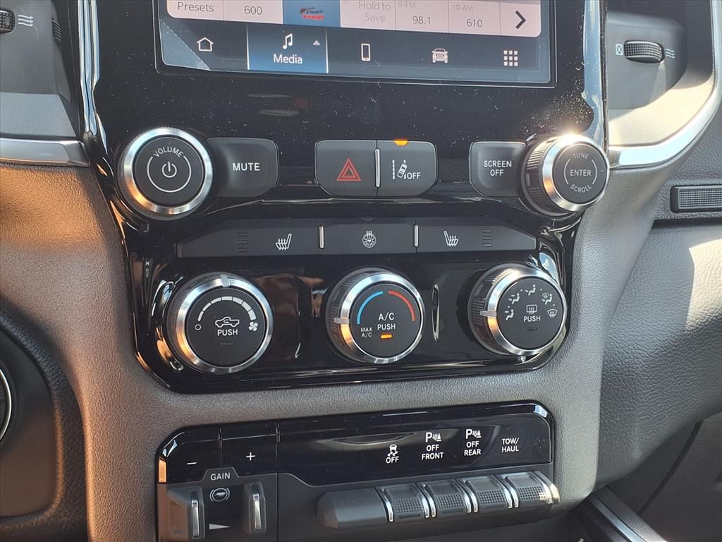 New Car 2025 Ram 1500  Lone Star For Sale Under $60,000 In Pleasanton, Texas