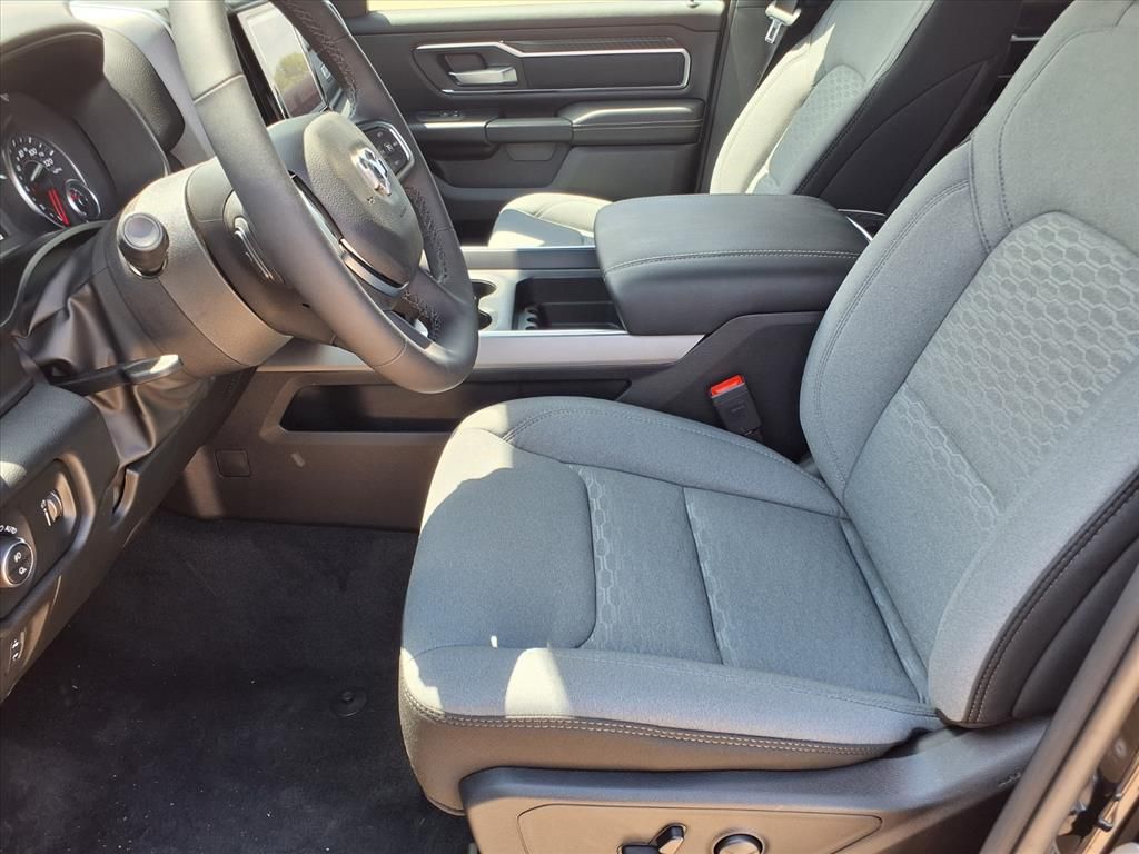New Car 2025 Ram 1500  Lone Star For Sale Under $60,000 In Pleasanton, Texas