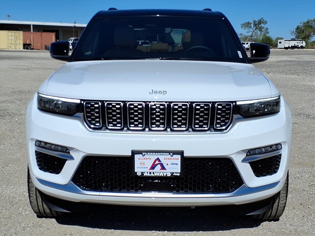 New Car 2025 Jeep Grand Cherokee  Summit For Sale Under $70,000 In Pleasanton, Texas