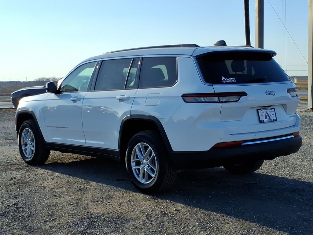New Car 2025 Jeep Grand Cherokee L  Laredo X For Sale Under $50,000 In Pleasanton, Texas