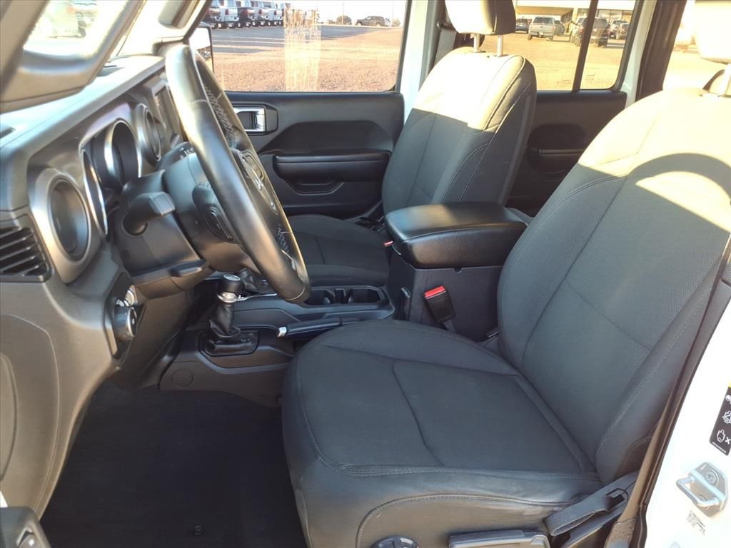 Used Car 2021 Jeep Wrangler  Unlimited Willys For Sale Under $35,000 In Pleasanton, Texas