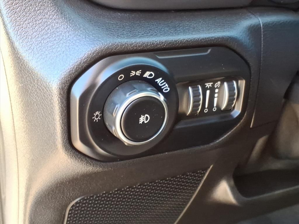 Used Car 2021 Jeep Wrangler  Unlimited Willys For Sale Under $35,000 In Pleasanton, Texas