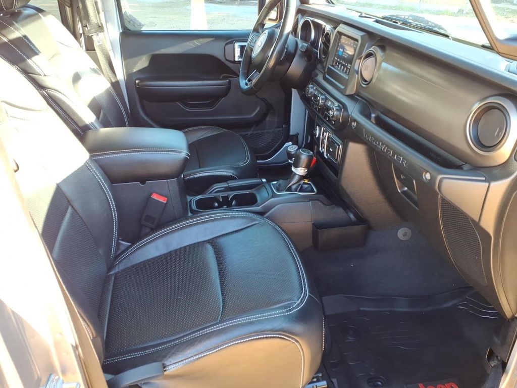 Used Car 2019 Jeep Wrangler  Sport S For Sale Under $30,000 In Pleasanton, Texas