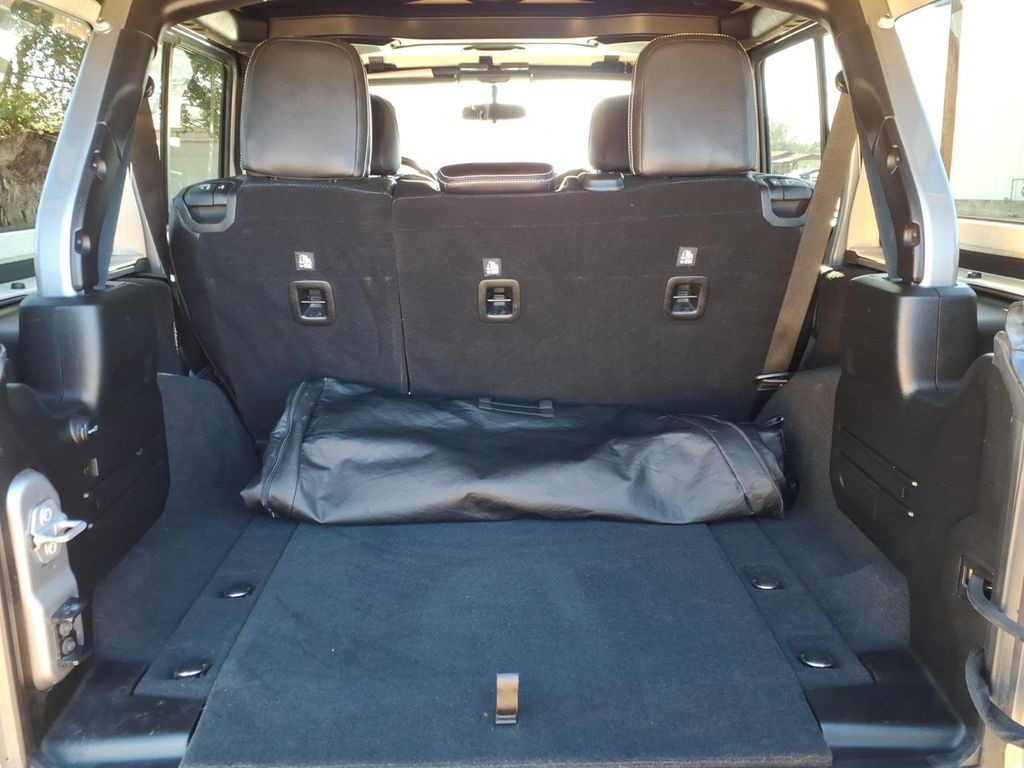 Used Car 2019 Jeep Wrangler  Sport S For Sale Under $30,000 In Pleasanton, Texas