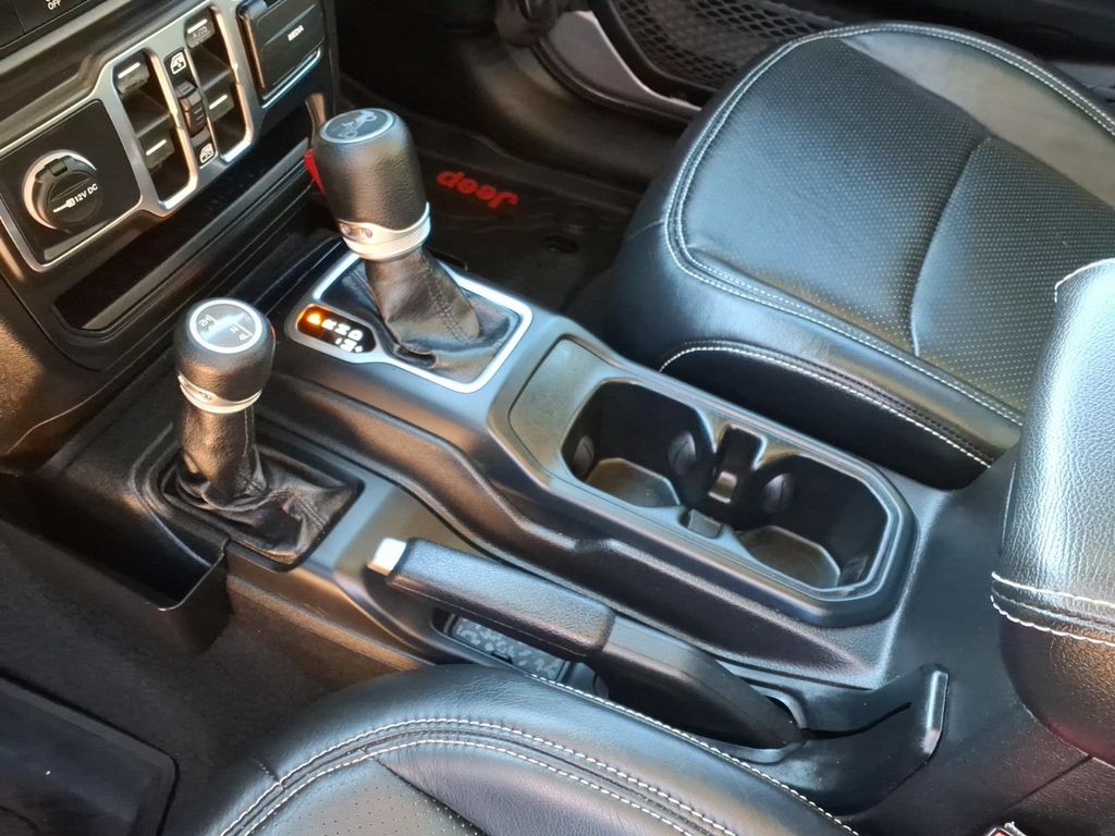 Used Car 2019 Jeep Wrangler  Sport S For Sale Under $30,000 In Pleasanton, Texas