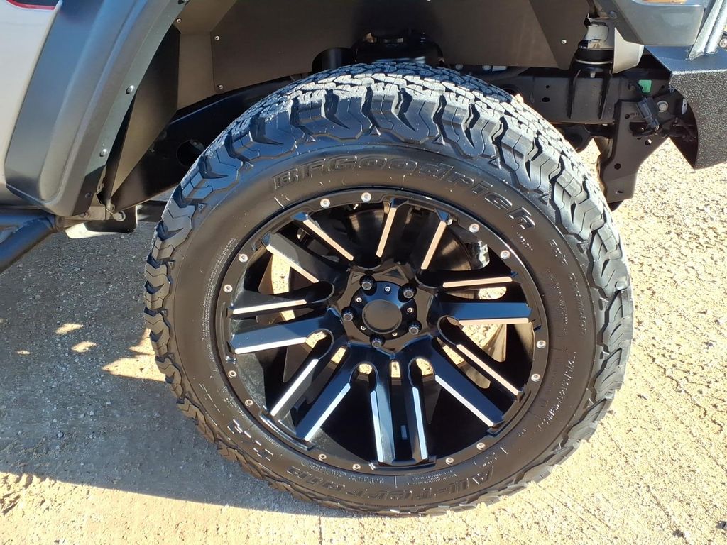 Used Car 2019 Jeep Wrangler  Sport S For Sale Under $30,000 In Pleasanton, Texas