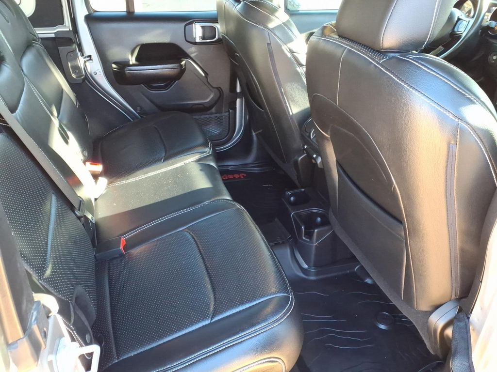 Used Car 2019 Jeep Wrangler  Sport S For Sale Under $30,000 In Pleasanton, Texas