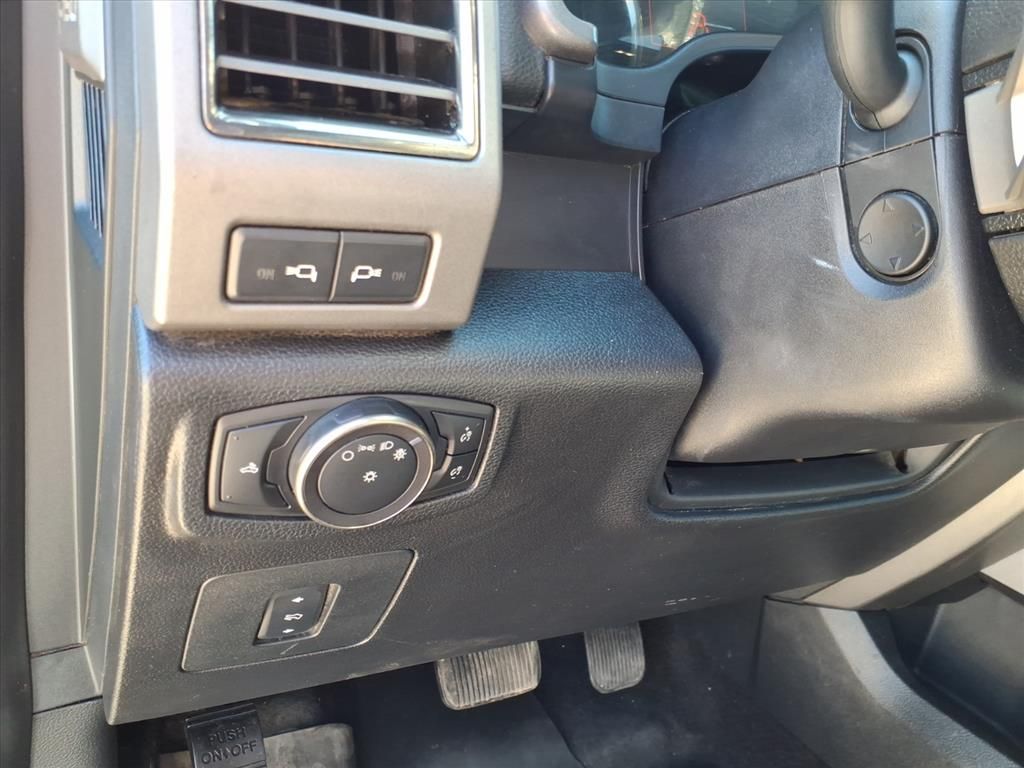 Used Car 2018 Ford F-150  Raptor For Sale Under $35,000 In Pleasanton, Texas