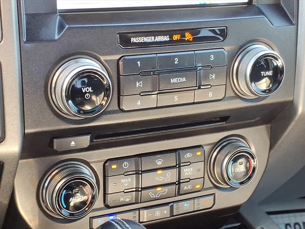 Used Car 2018 Ford F-150  Raptor For Sale Under $35,000 In Pleasanton, Texas