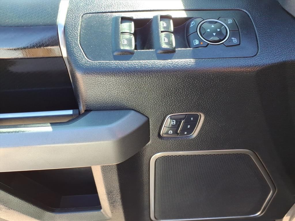 Used Car 2018 Ford F-150  Raptor For Sale Under $35,000 In Pleasanton, Texas