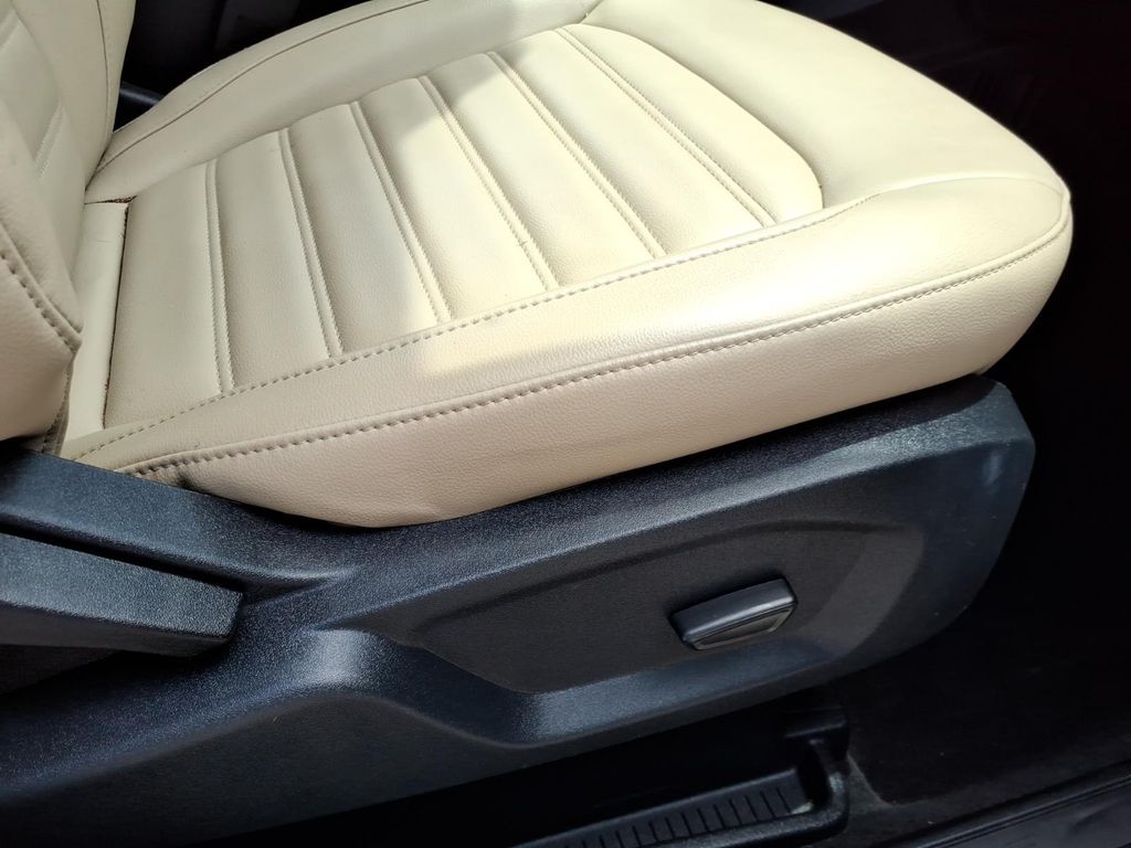 Used Car 2024 Ford Edge  Sel For Sale Under $25,000 In Pleasanton, Texas