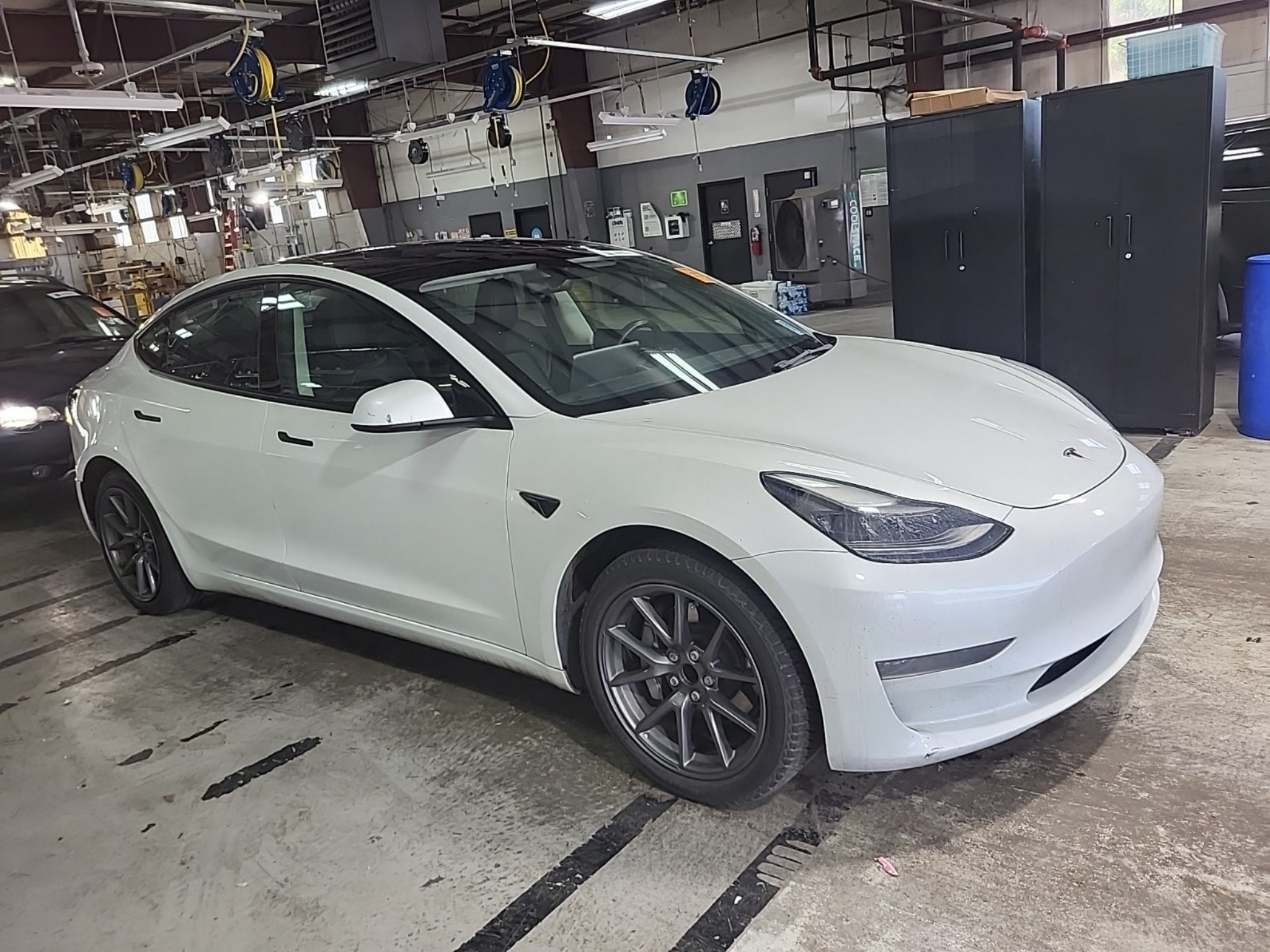 2023 Tesla Model 3 Blanco Sedán Tracción trasera Automática