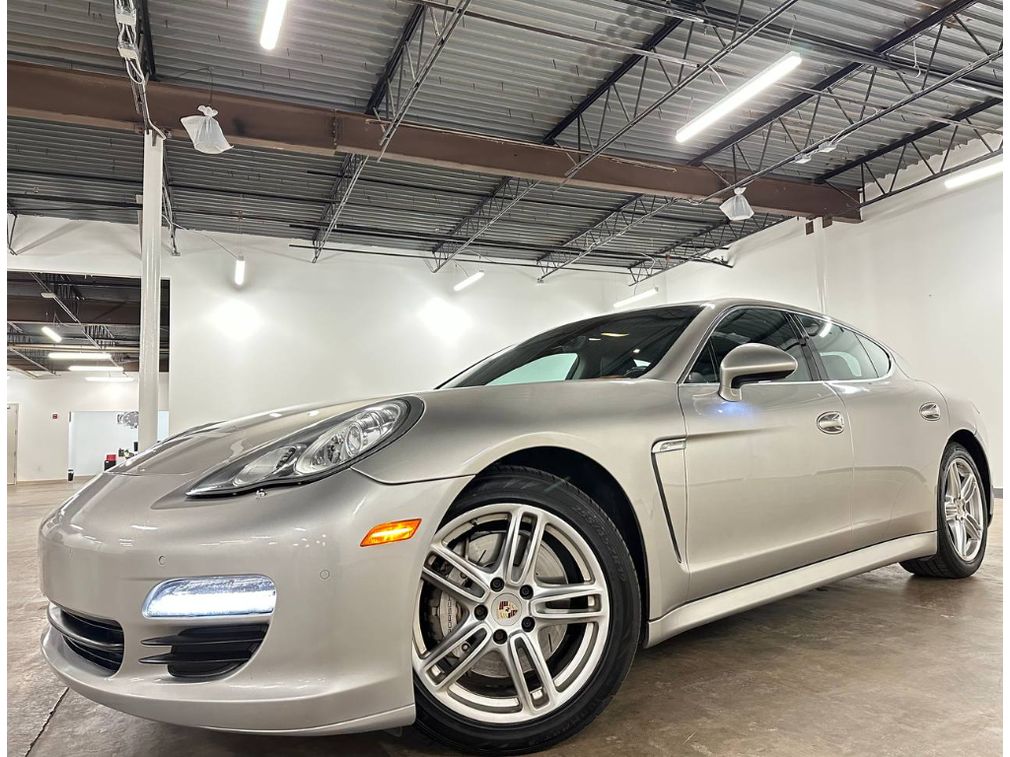 Gray (Platinum Silver Metallic) 2012 Porsche Panamera S RWD Sedan 7-Speed Automatic