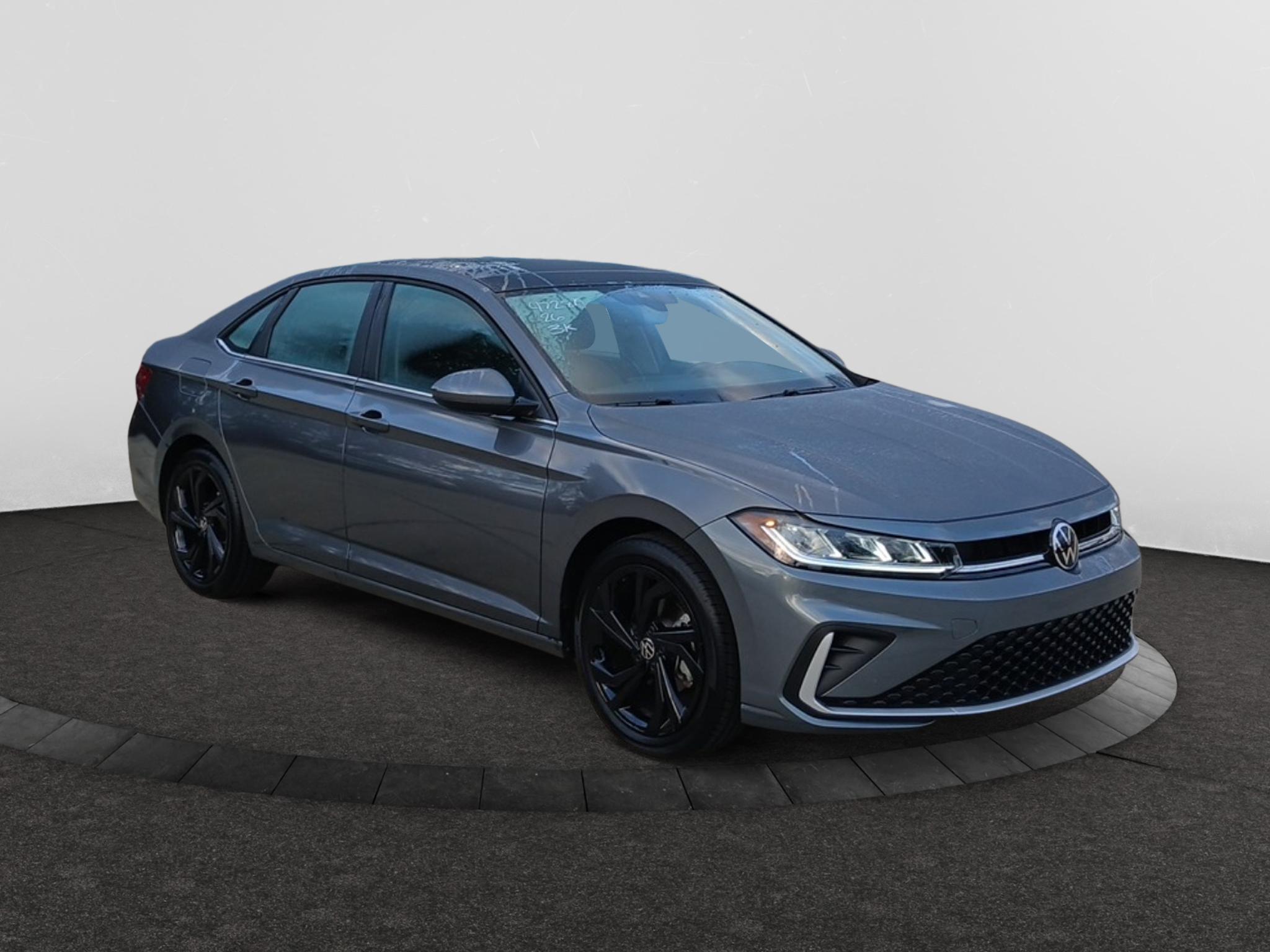 Platinum Gray Metallic 2026 Volkswagen Jetta Sedan Front-Wheel Drive 8-Speed Automatic