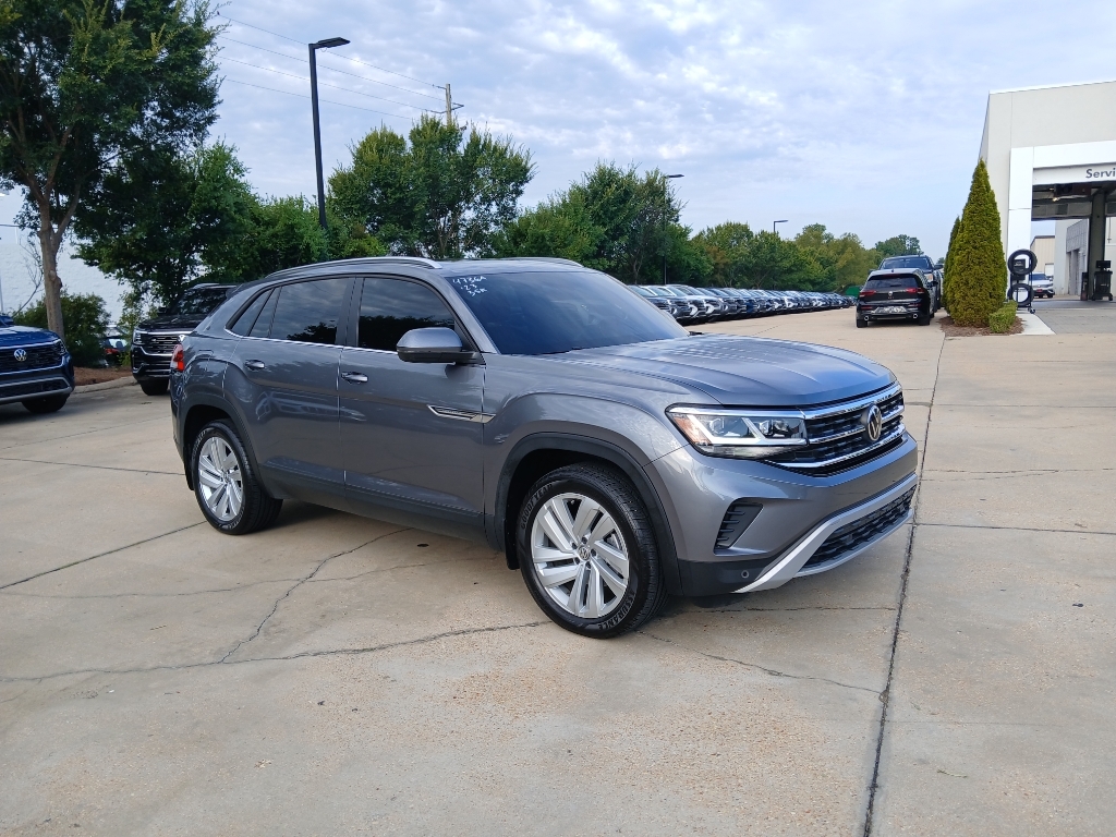  2023 Volkswagen Atlas Cross Sport V6 SE FWD with Technology   