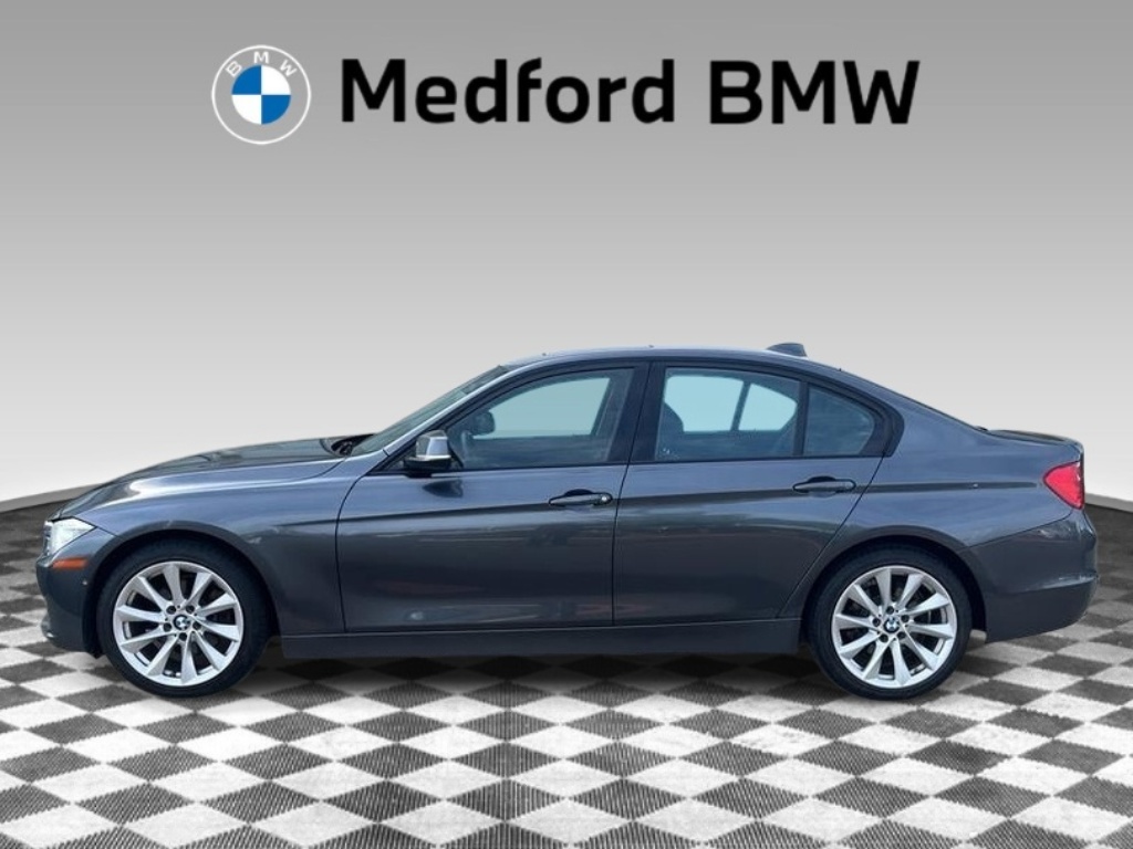  2013 BMW 3 Series 328i xDrive Sedan AWD   