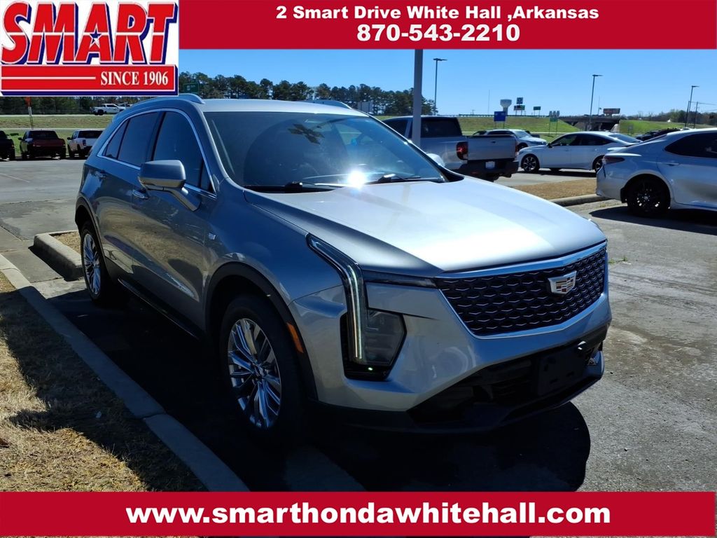 2025 Cadillac XT4 Premium Luxury FWD
