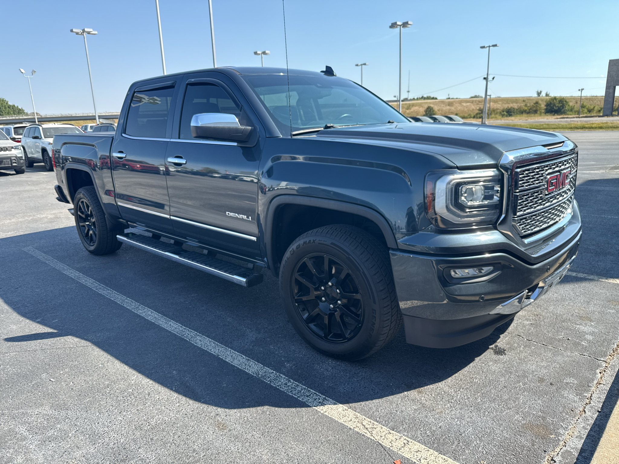 2018 GMC Sierra 1500 Denali Crew Cab 4WD