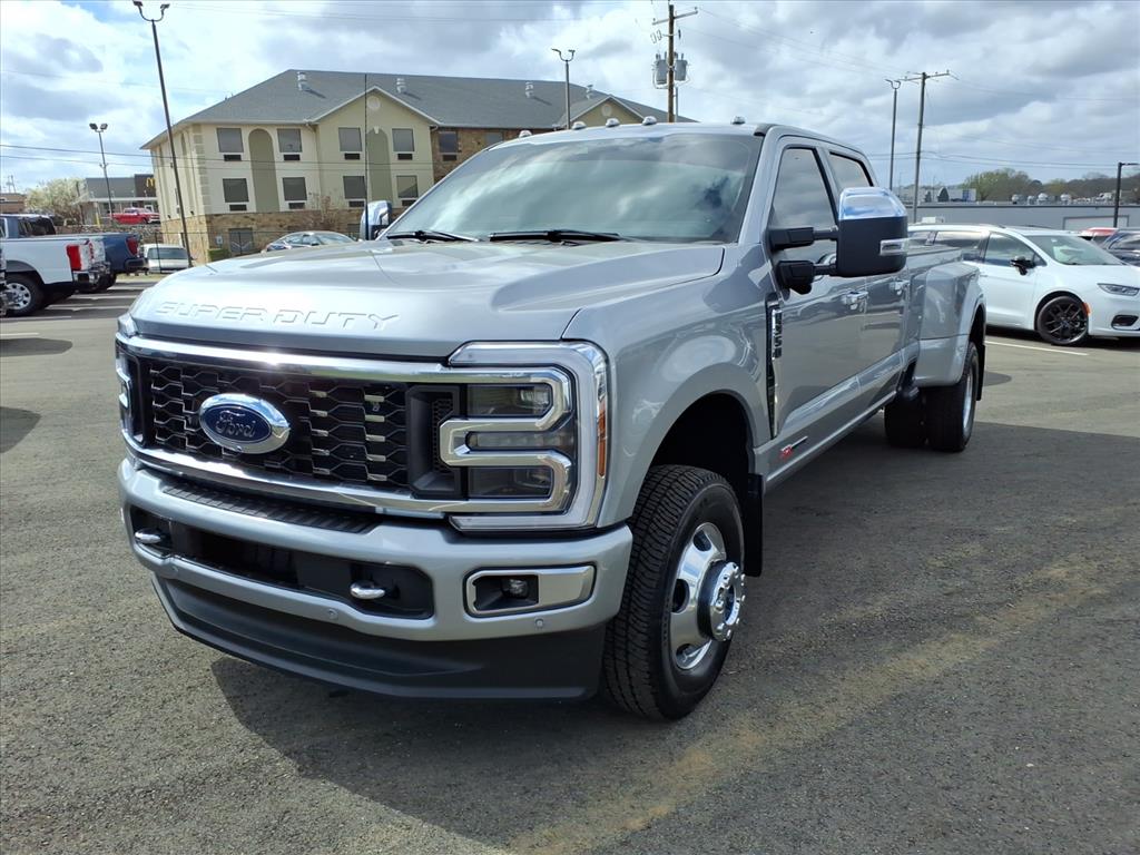 2024 Ford F-350 Super Duty Limited Crew Cab LB DRW 4WD