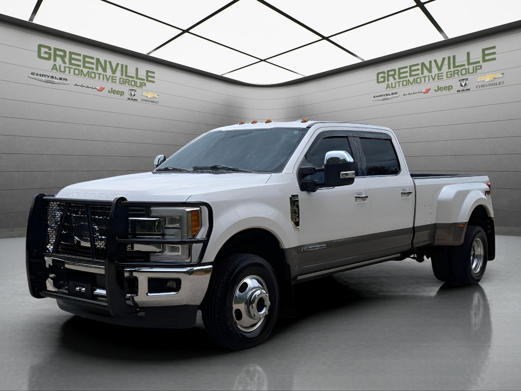 White Platinum Metallic Tri-Coat 2018 Ford F-350 Super Duty Pickup Truck Four-Wheel Drive 6-Speed Automatic