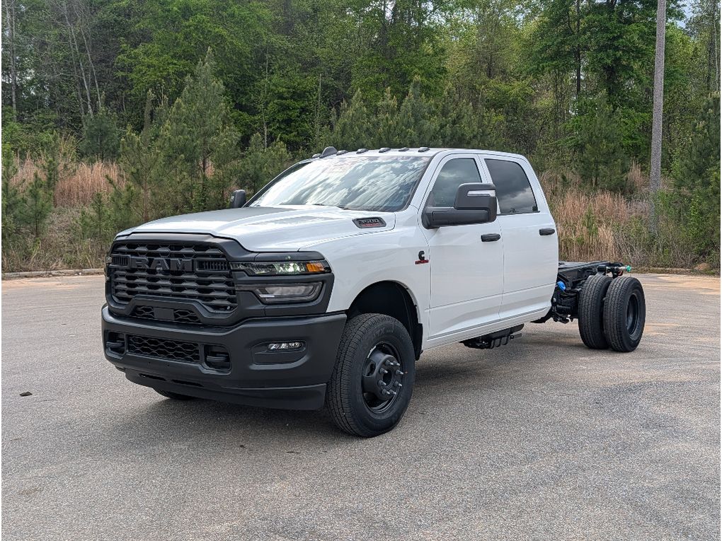 Bright White Clearcoat 2026 RAM 3500 Chassis Tradesman Crew Cab LB DRW 4WD Pickup Truck Four-Wheel Drive 8-Speed Automatic