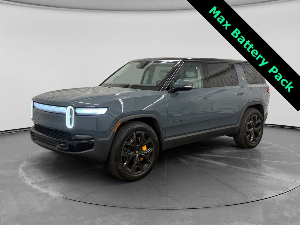 2026 Rivian R1S Ascend Tri Motor AWD