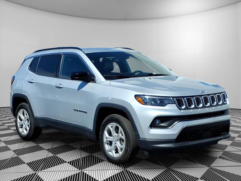 2024 Jeep Compass Latitude 4WD