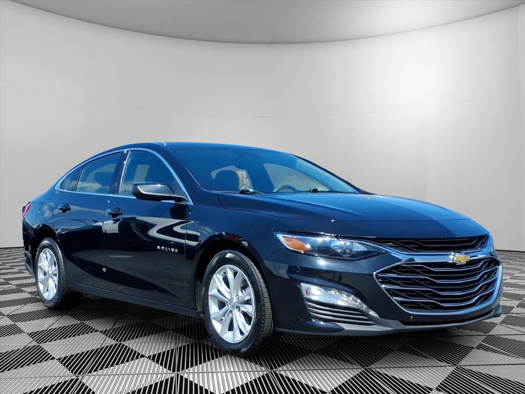Mosaic Black Metallic 2025 Chevrolet Malibu Sedan Front-Wheel Drive Continuously Variable Transmission