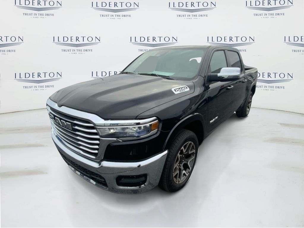 2025 RAM 1500 Laramie Crew Cab 4WD