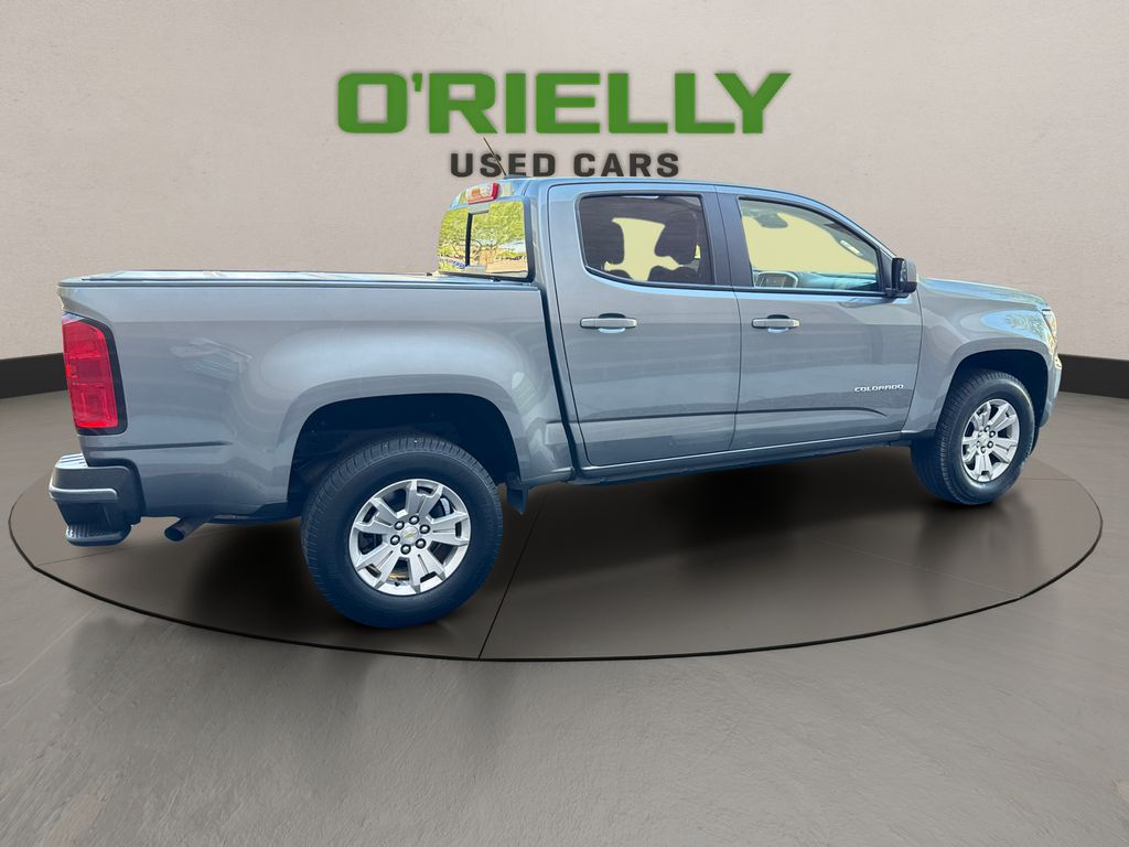 View vehicle photo 5